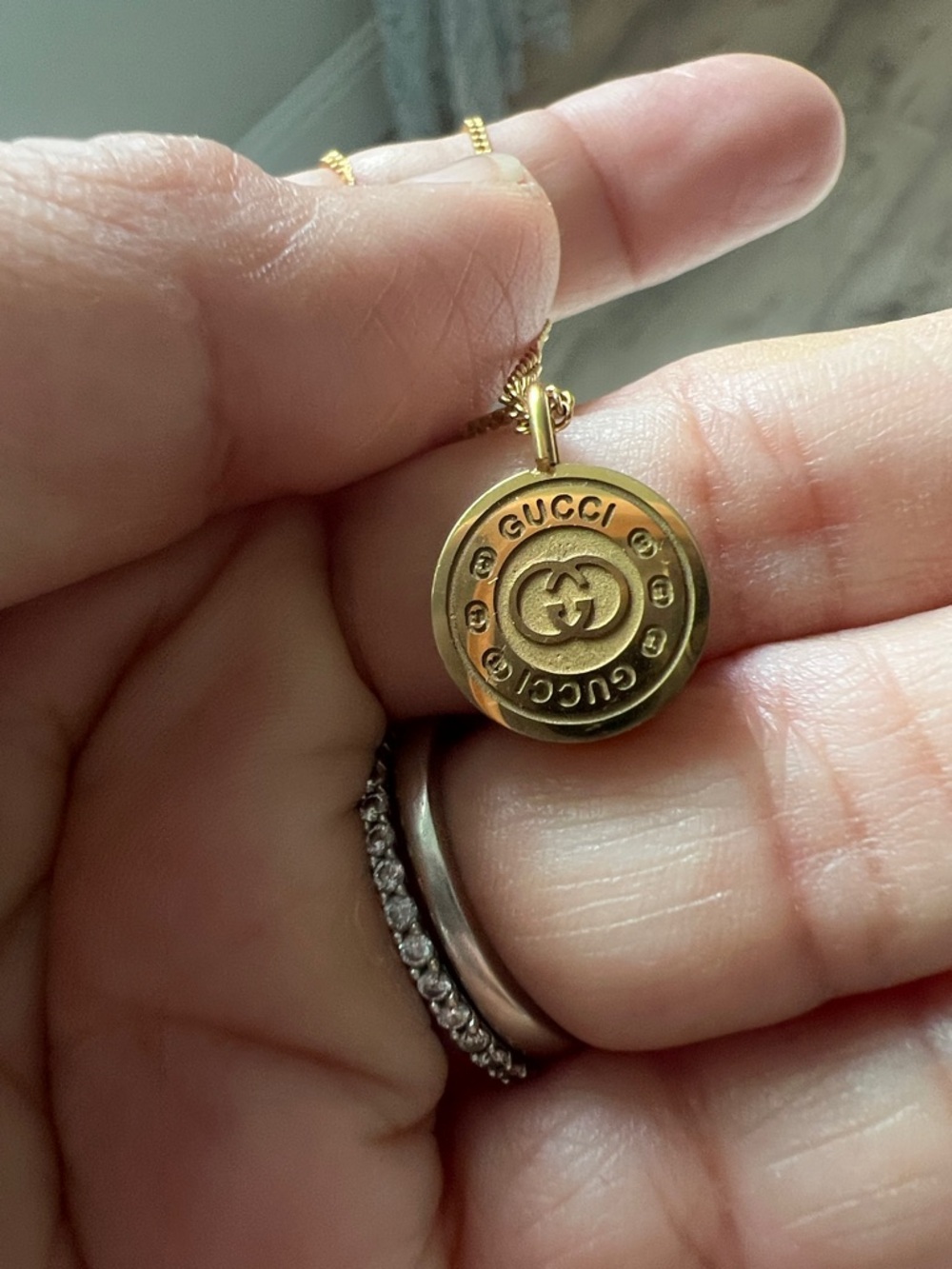 Gucci Gold-Tone Round GG Logo Pendant Necklace - Picture 4 of 5
